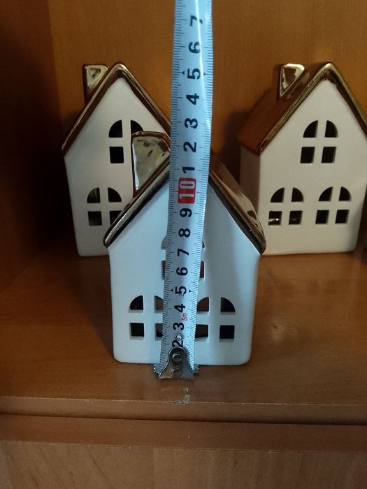 Будиночки свічники 200 грн шт.