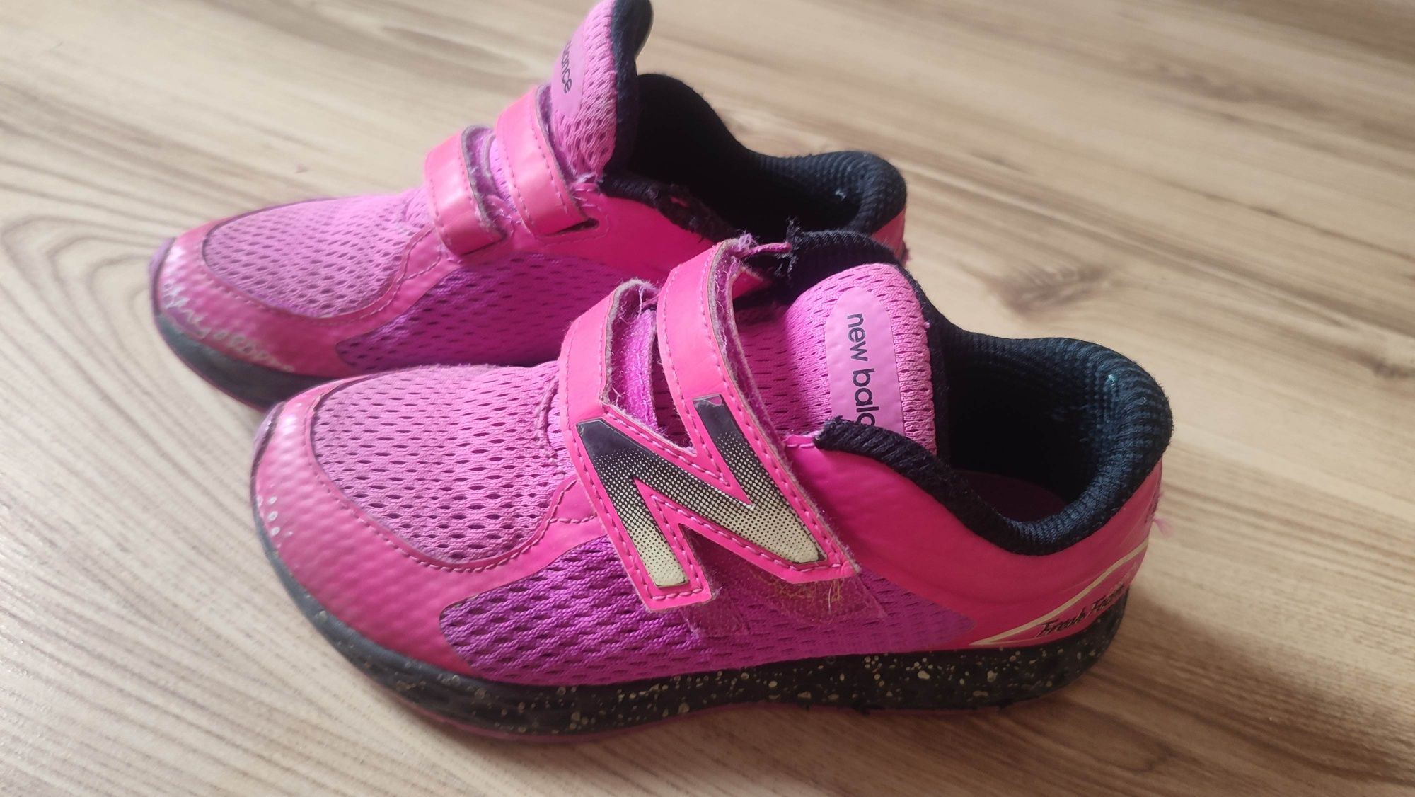 Buty sportowe new balance 30