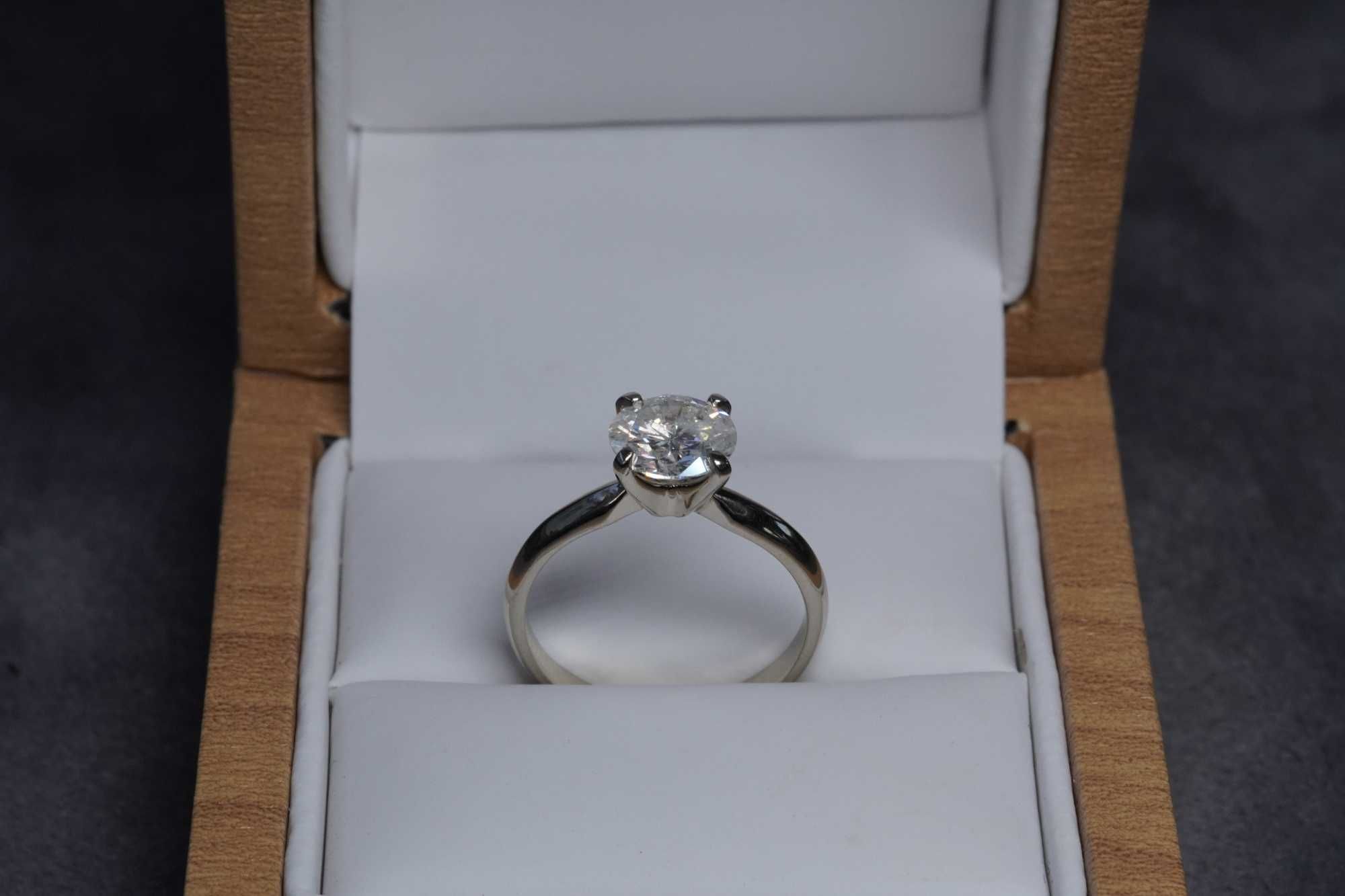 Pierścionek duży diament naturalny brylant 1,64 CT D Si2 Białe 585