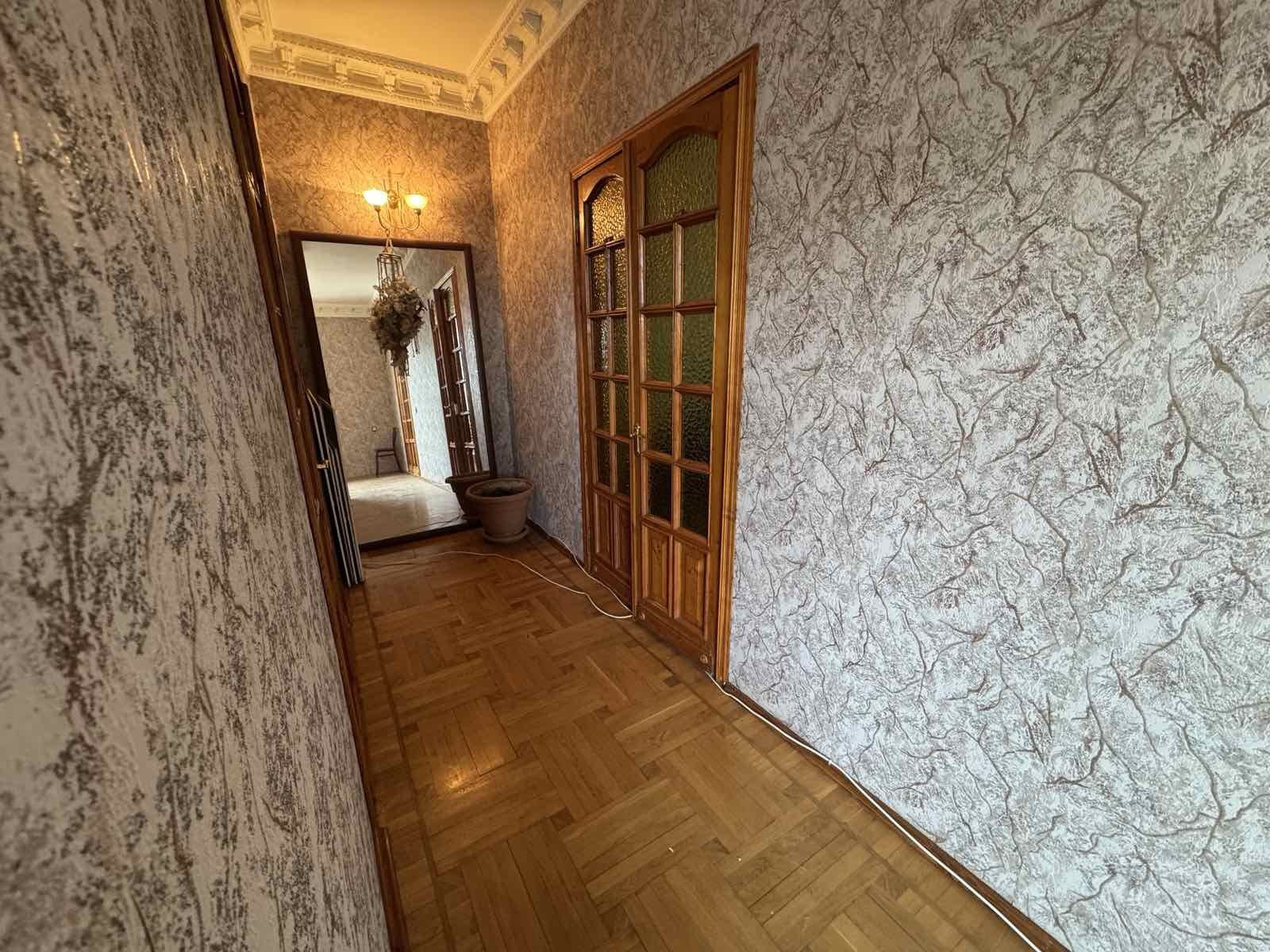 Продам дом в центре Слободки