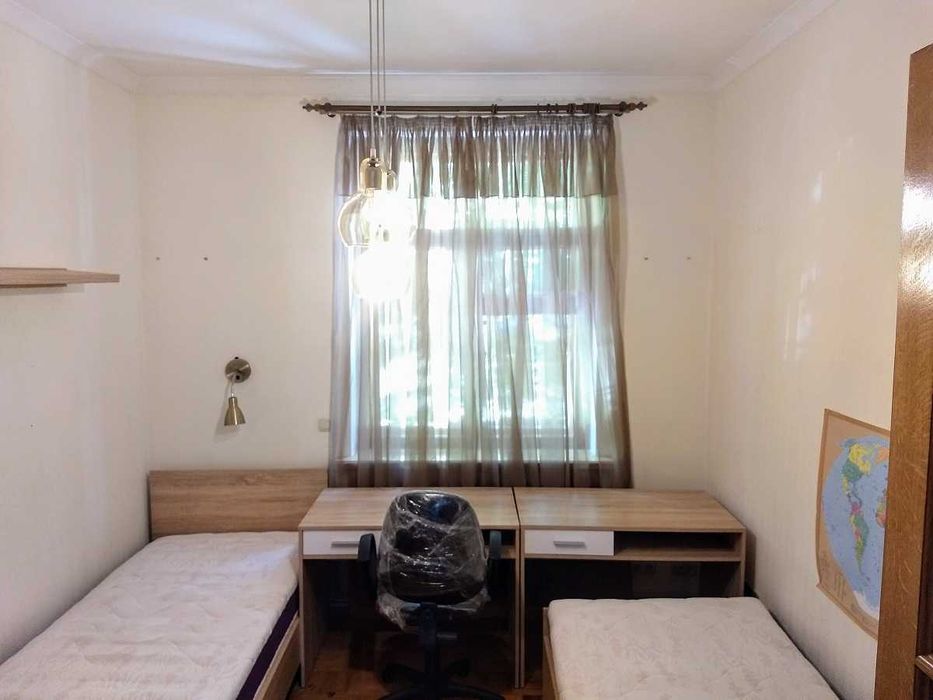 Оренда 3-кімнатної квартири Золоті Ворота Хрещатик Прорізна 10