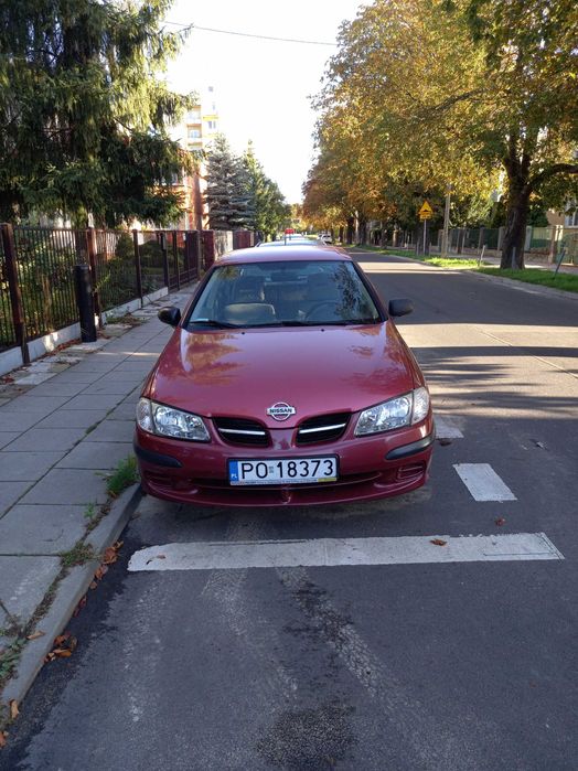 Nissan Almera z polskiego salonu