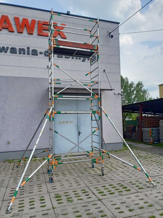 Wynajem rusztowań, rusztowania elewacyjne, rusztowania przejezdne