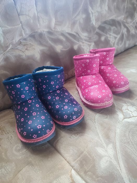 Зимові чобітки сапожки дитячі  угі