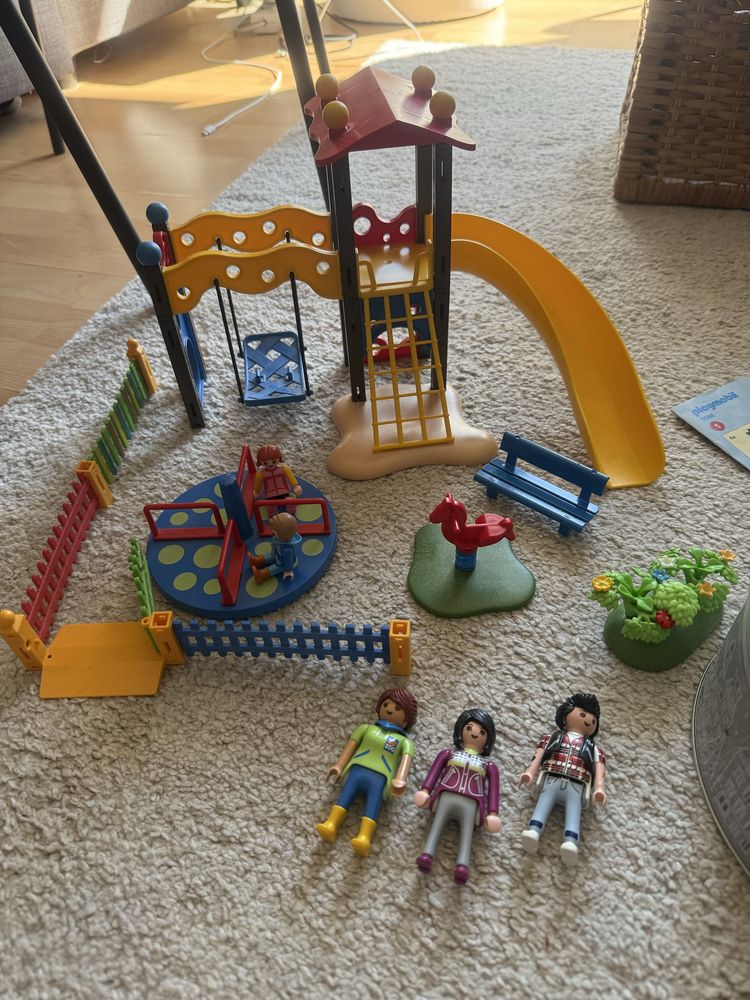Zestaw Playmobil 5568, plac zabaw