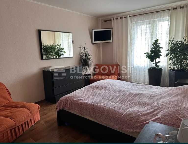 Продам 2 кім квартиру  Глушкова просп., 9е, Акцент, ВДНГ, ремонт, 75 м