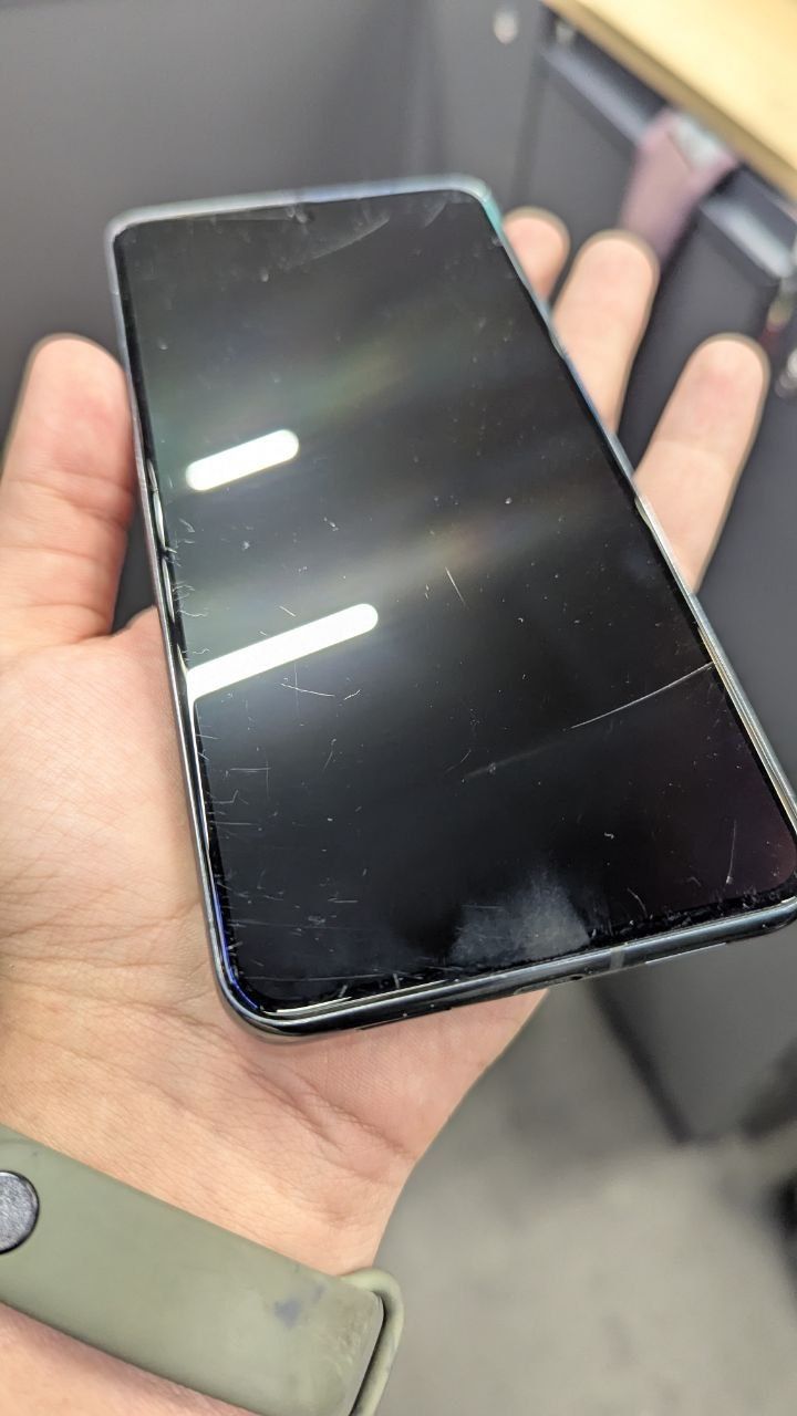 Google pixel 8 pro 12/128 (soft lock)