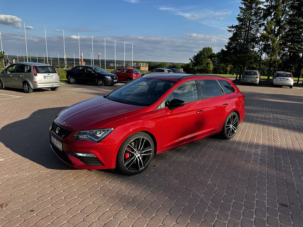 Seat Leon CUPRA ST 300