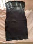 Vestido preto cai-cai da Mango