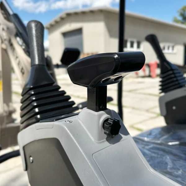 Minikoparka MEYER EX12K - Silnik Kubota - Joystick - wyprzedaż 2025