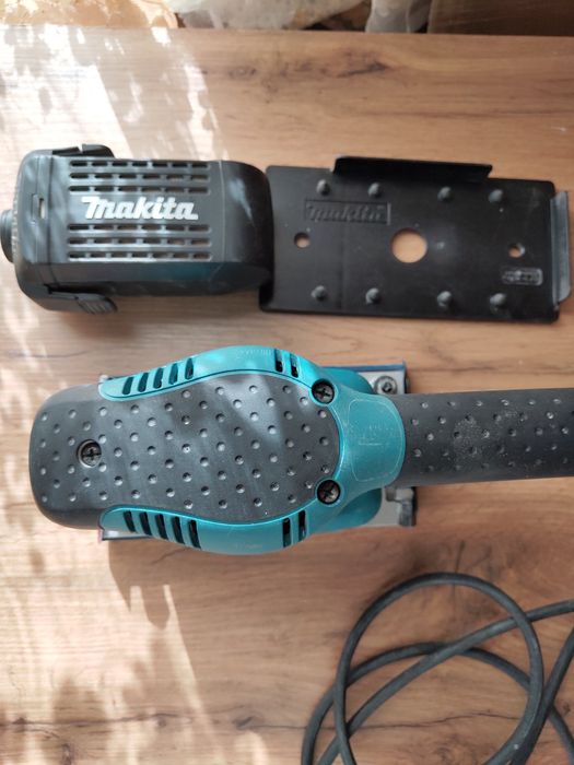 Шлифмашина dewalt 6423 makita 3710