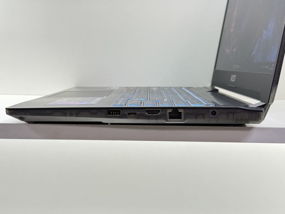 RTX 4060 8GB | 32 DDR5 512SSD | Core i7-12650H | 144Hz | MSI Cyborg 15