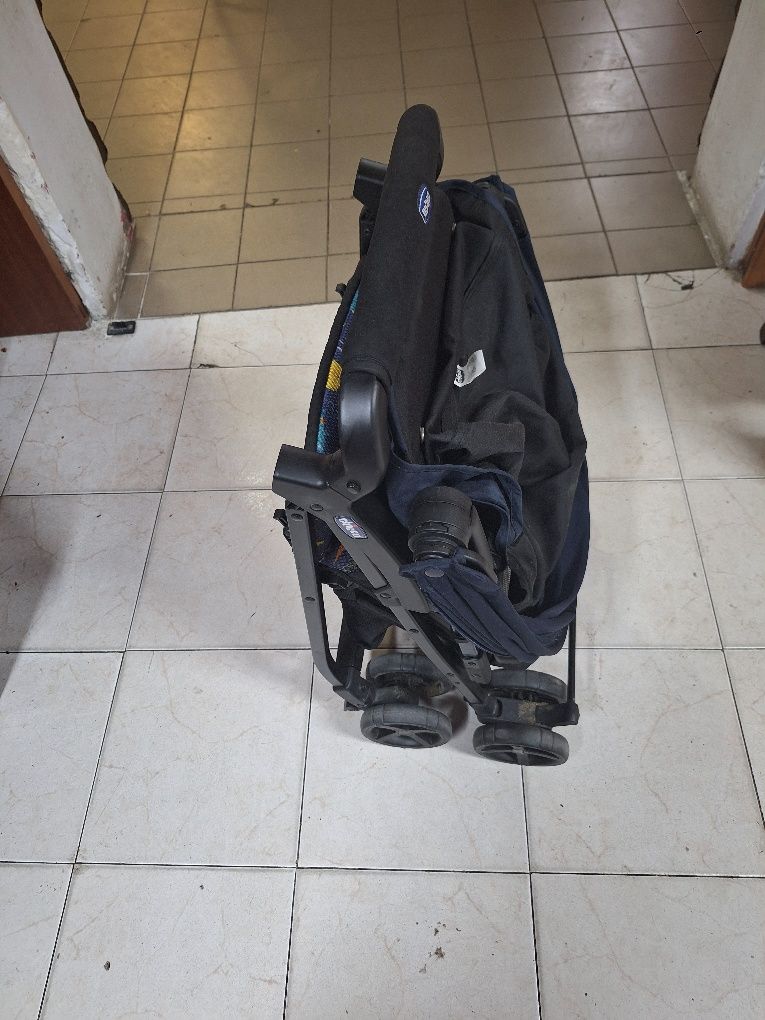 Carrinho passeio bebé