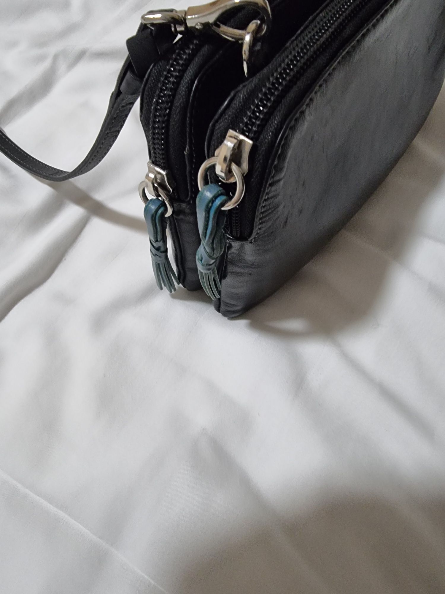 Шикарная кожаная сумка, чёрного цвета