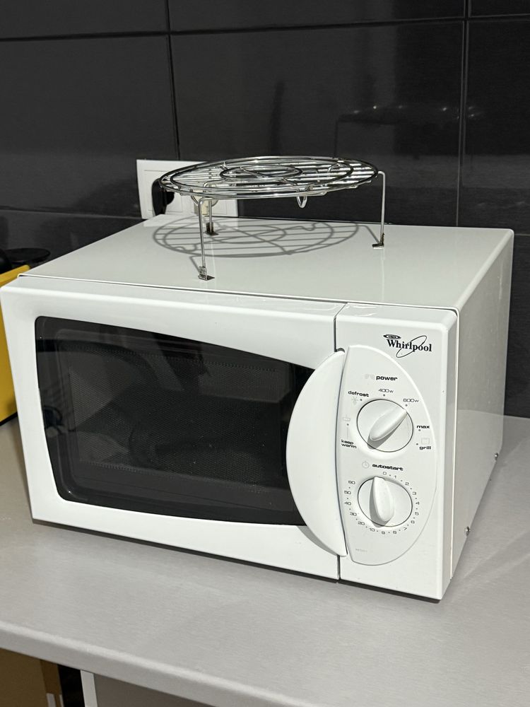 Microondas Whirlpool com grill