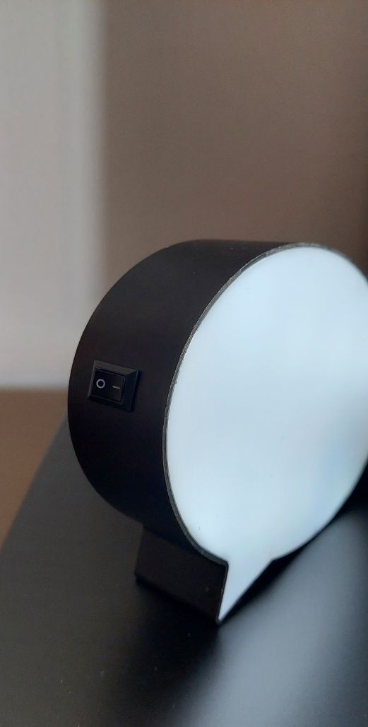 Caixa de luz em forma de nuvem para escrever