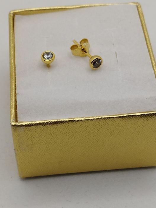 Złote kolczyki cyrkonia, złoto 333