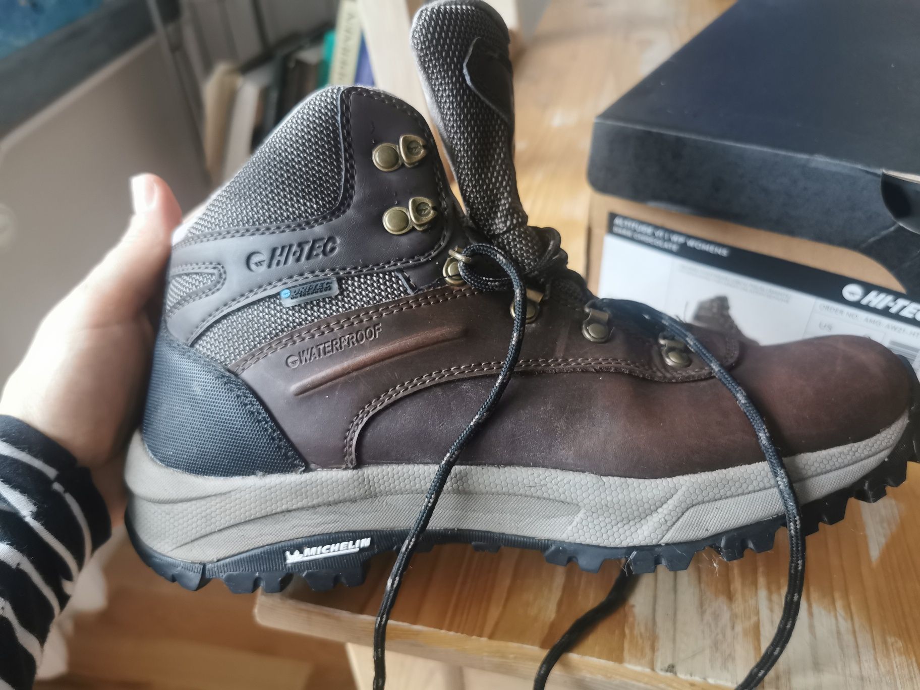 Buty trekkingowe damskie hi tec 40 wypadają 39