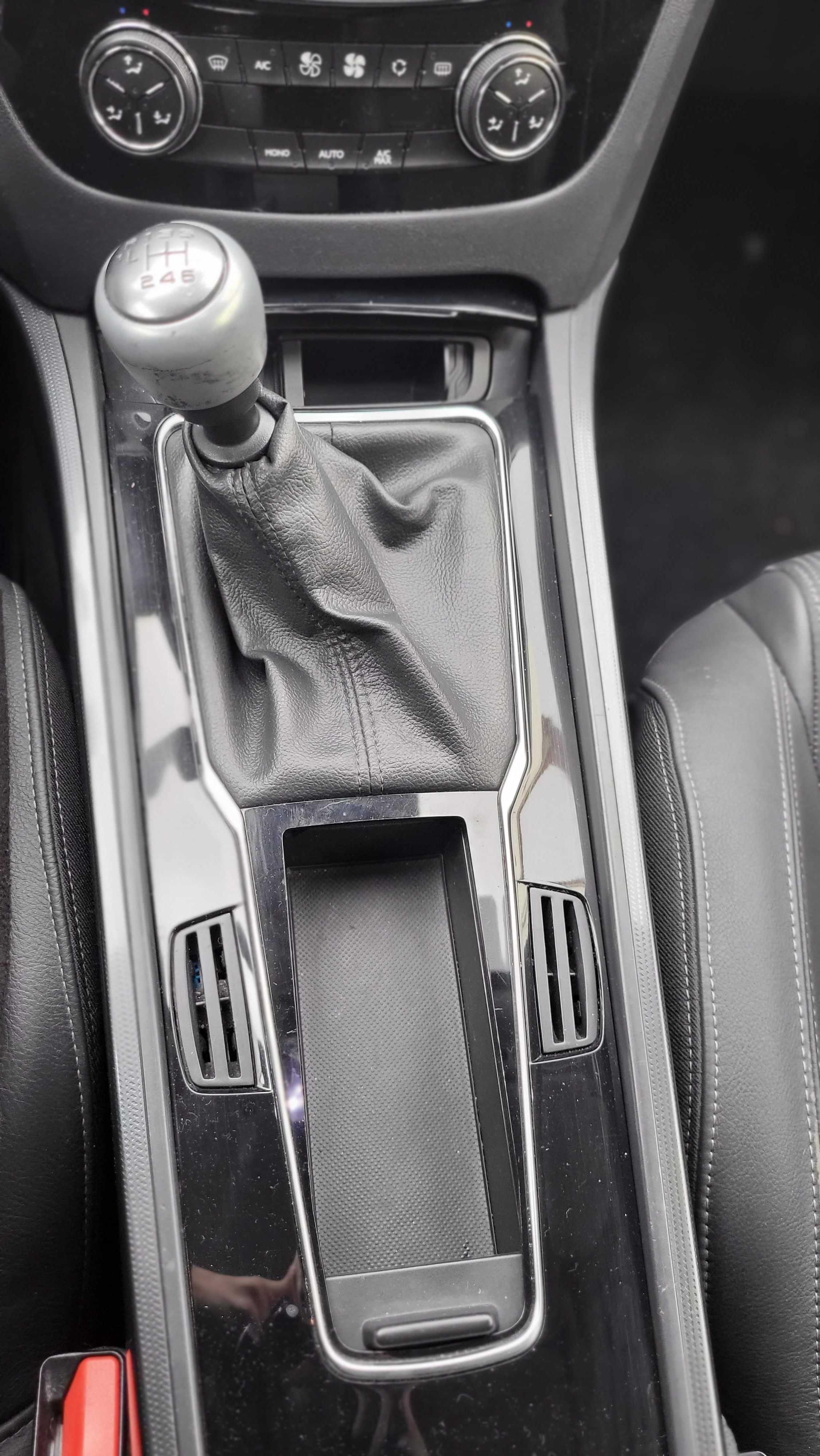 2015 Peugeot 508 sw 1.6 bluehdi em ótimo estado