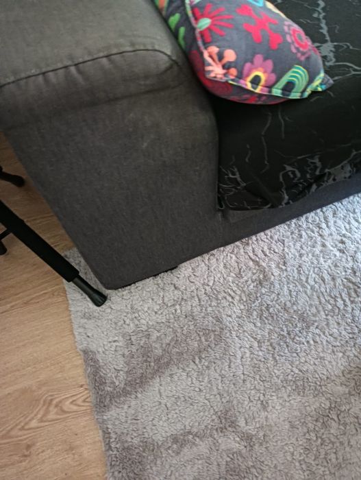 Sofá Ikea cinzento-barato