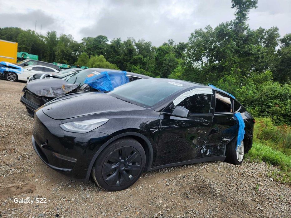 tesla model Y 3 разборка капот бампер панорама ляда крыло ремонт