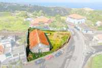 Armazém com Terreno no Sítio do Pedregal, Ponta do Pargo, Calheta.