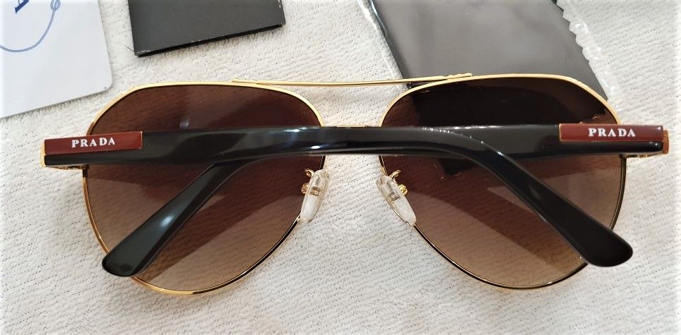 Солнцезащитные очки авиаторы Prada оригинал