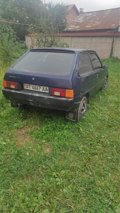 Заз таврія з2004року