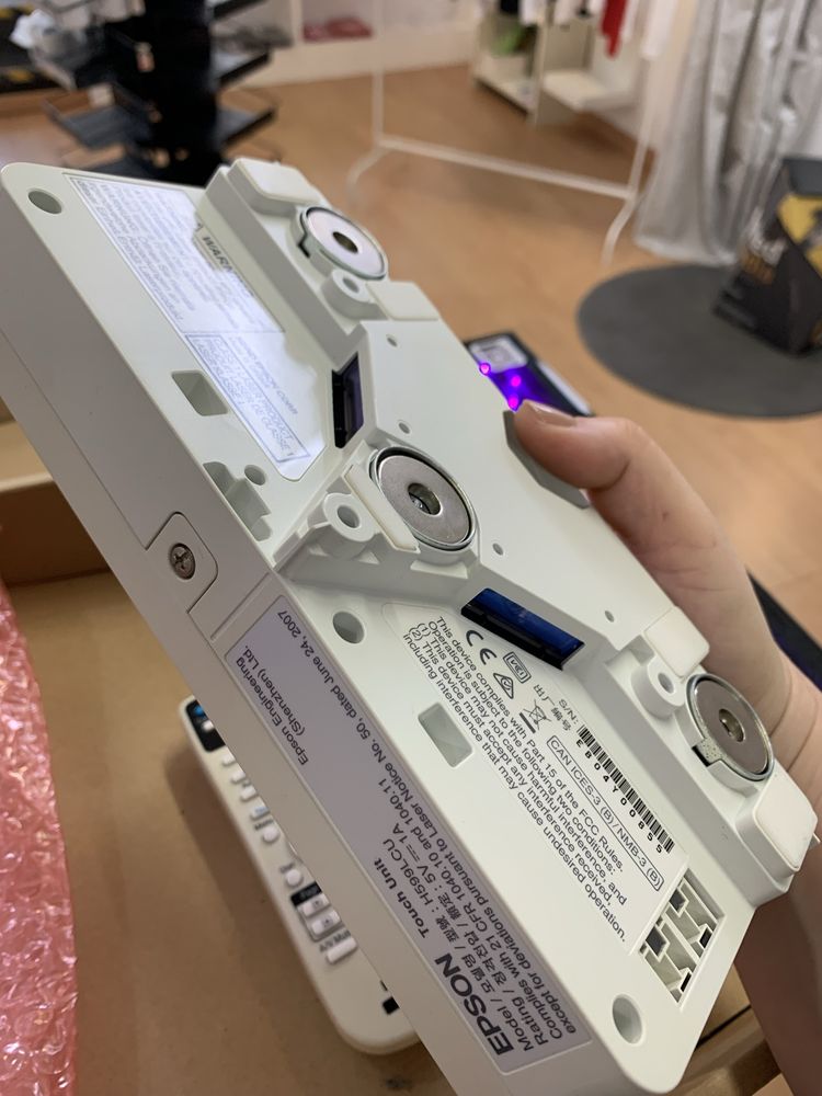 Projetor Epson EB-595Wi