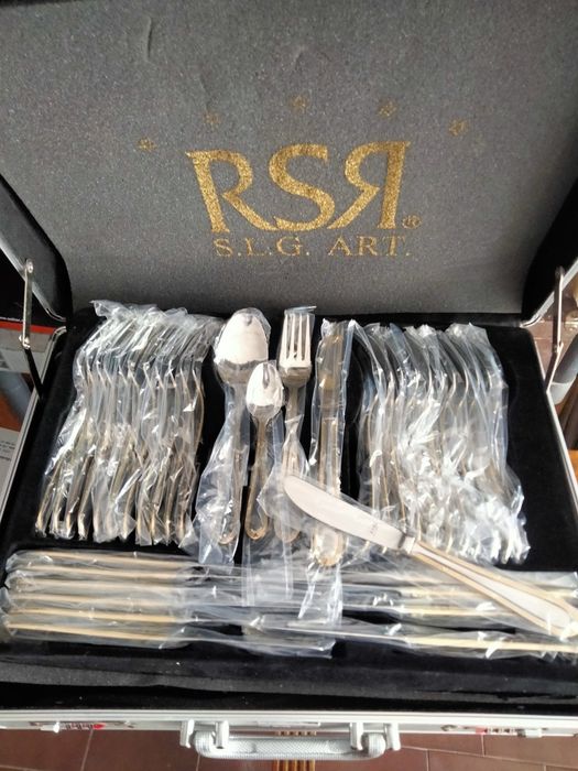 Faqueiro RSR banhado a prata e ouro