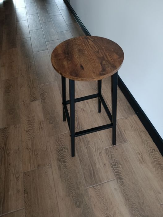 Taboret ciemny brąz barowy/kuchnia