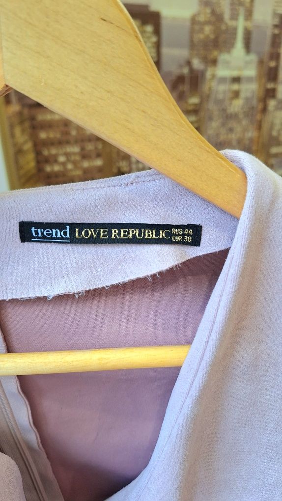 Сукня Love Republic пудрового кольору, розмір M