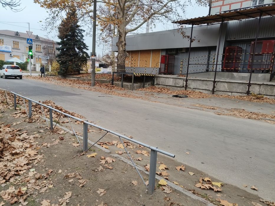 Помещение(СВЕТ ЕСТЬ ВСЕГДА) 100 кв. м. Шевч. мкр. р-н, ул. Красная, 3.