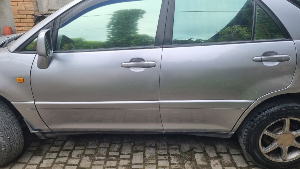 Lexus Rx300 продаж