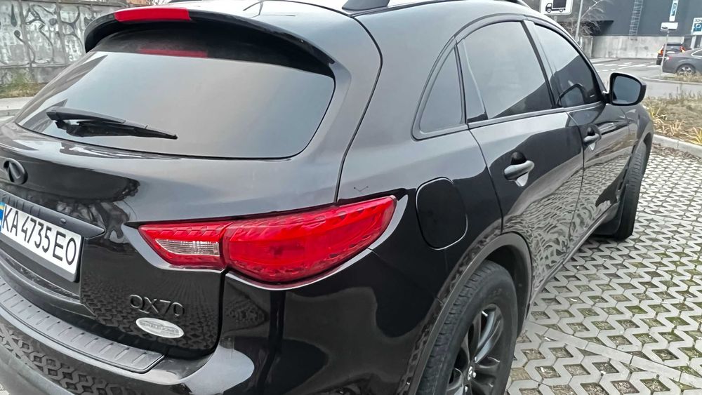 Infiniti QX70  3,7 2016 р