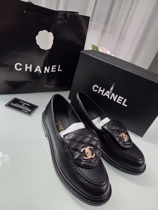 Chanel mokasyny oxfordy czarne złote logo roz.39