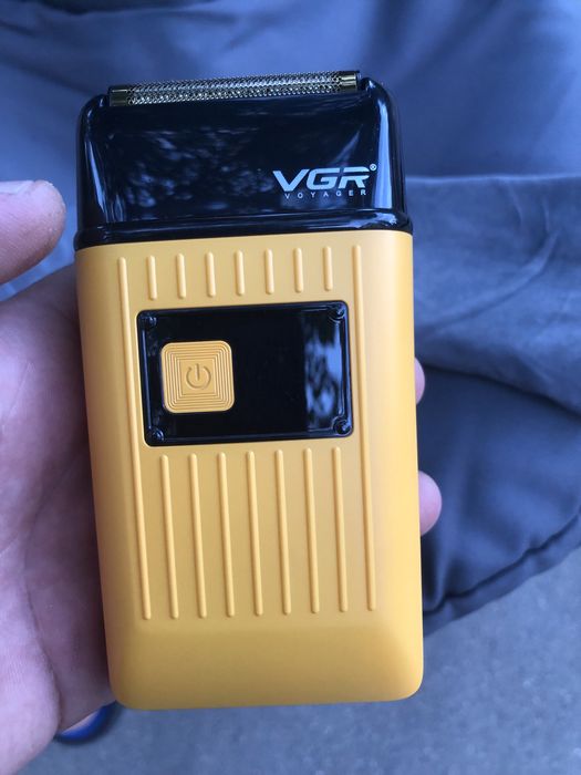 Электробритва VGR.