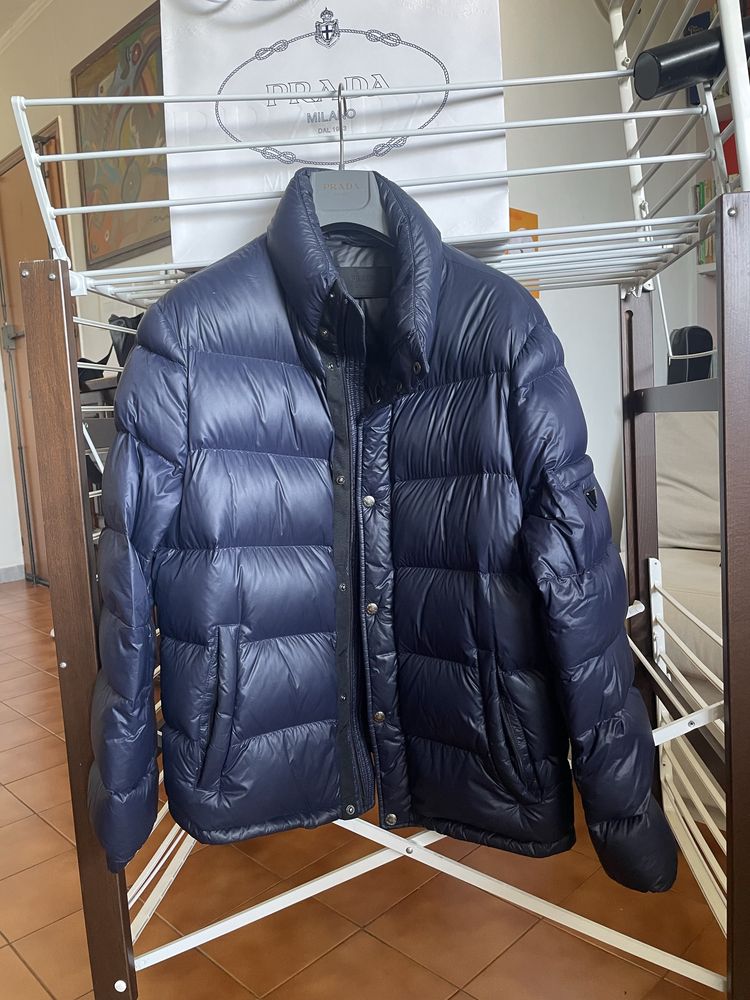 Пуховик Prada размер 52