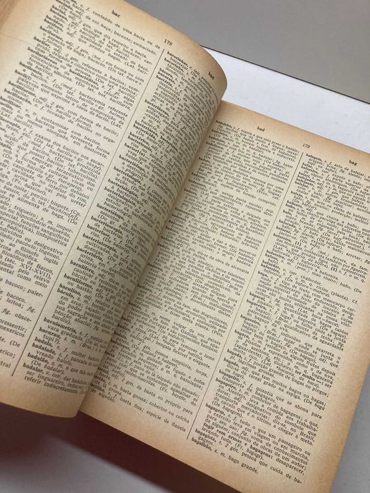 Dicionário da Língua Portuguesa (5ª Edição)