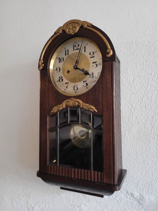 Zegar wiszący  Gustav Becker  baba