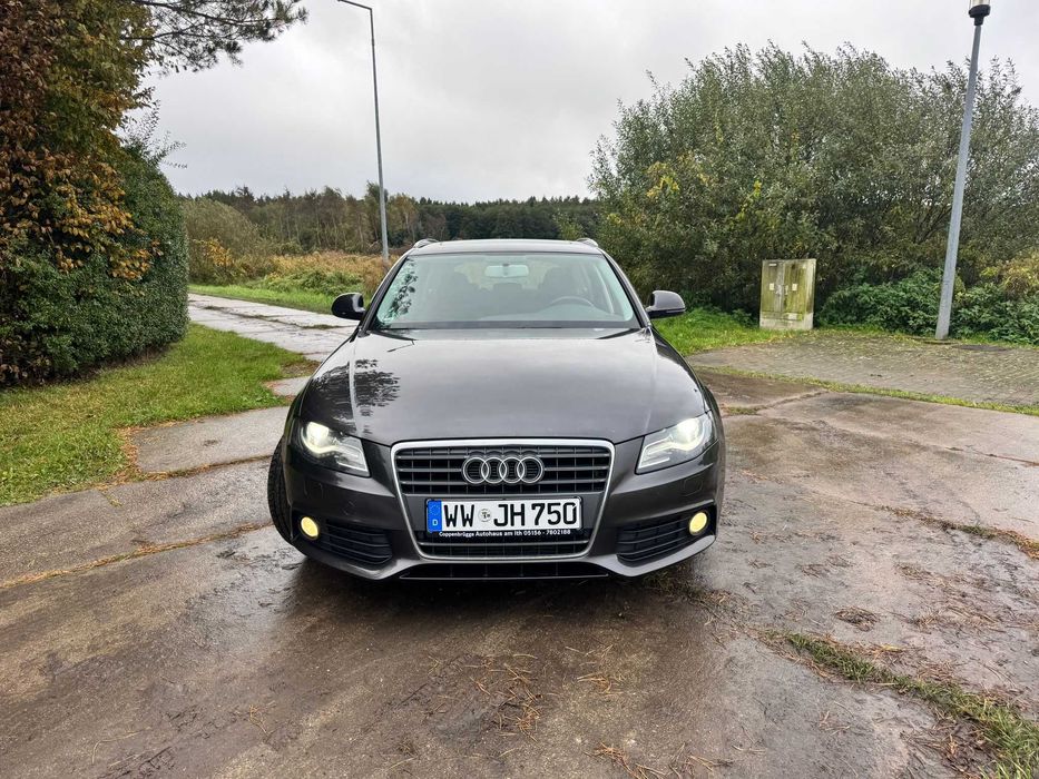Audi A4b8 2.0TDI Manual 170 Koni Skóry Bi-xenon Sprowadzona