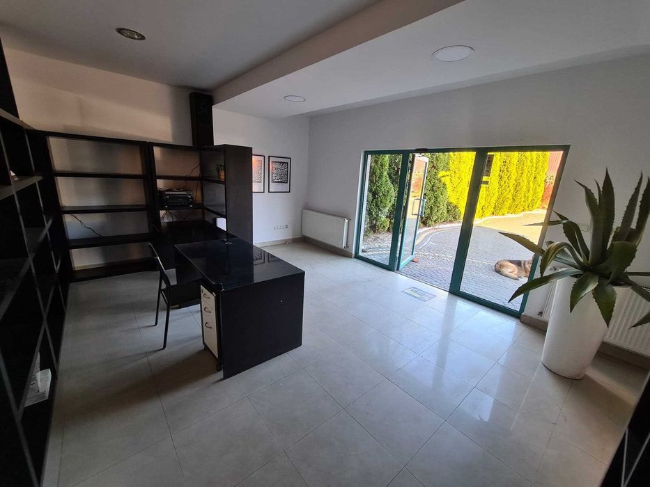 Wynajmę Lokal 150m2