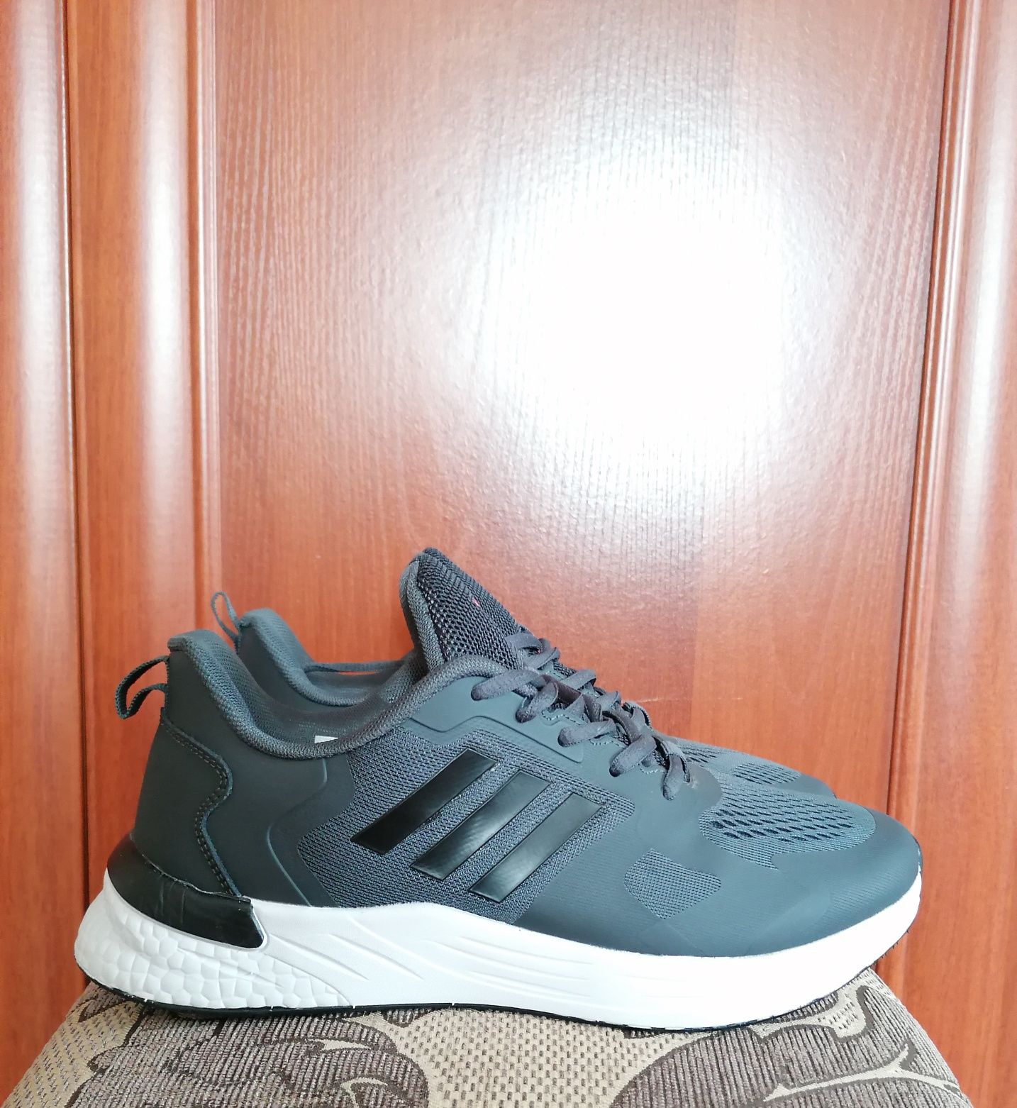 Кросівки Adidas Нові