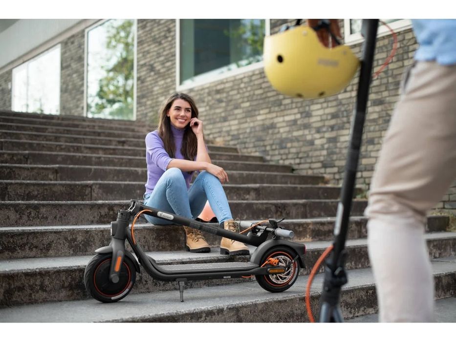 Trotinete Elétrica SEGWAY NINEBOT F40E