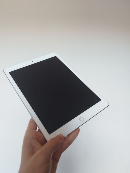 iPad 6. generacji 128GB Silver