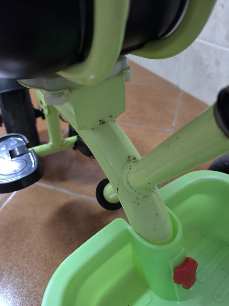 Triciclo criança