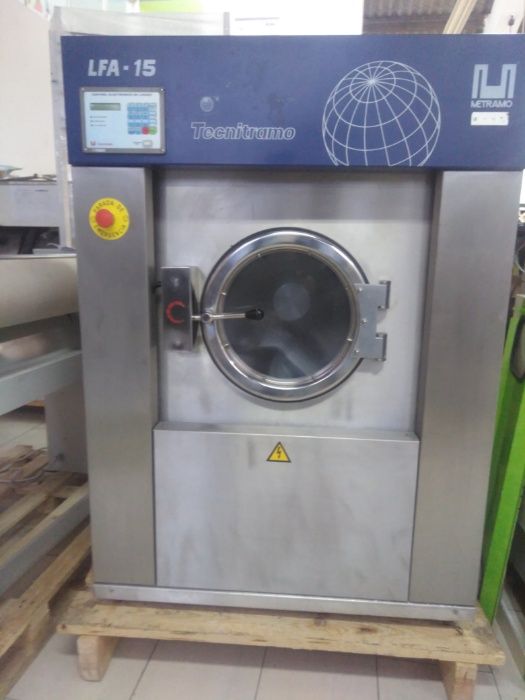 Máquinas de lavar e secar roupa industrial (Usadas)