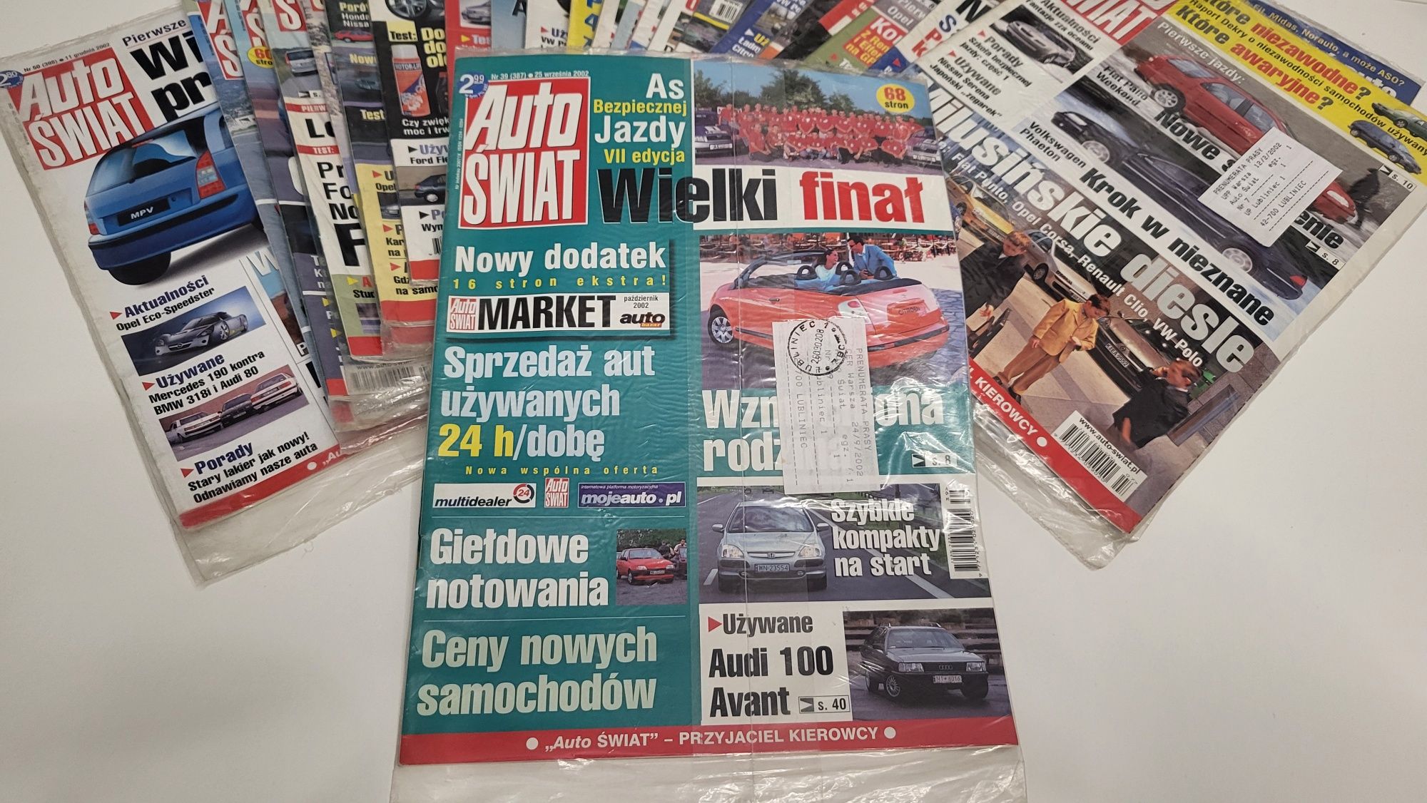 Tygodnik Auto ŚWIAT z 2002 roku oryginalnie zafoliowany OKAZJA rarytas