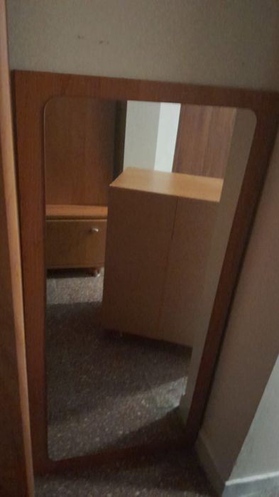 Zestaw r mebli : szafa ,komoda , lustro, wieszak