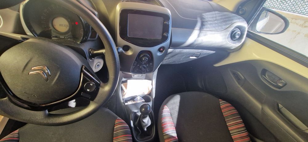 Citroen C1  com poucos kilometros